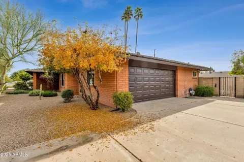 Exterior - 2063 E La Jolla Dr, Tempe, AZ 85282 photo 10 of 11