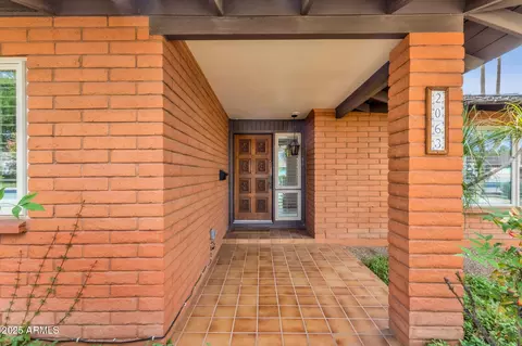 Exterior - 2063 E La Jolla Dr, Tempe, AZ 85282 photo 11 of 11