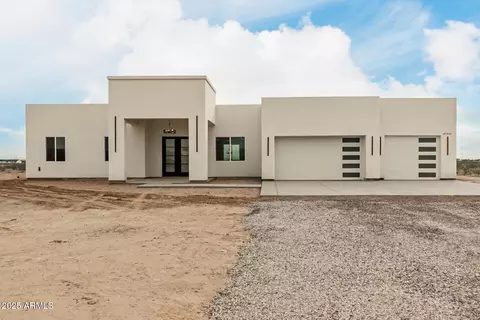 37911 W Rancho Dr, Tonopah, AZ 85354