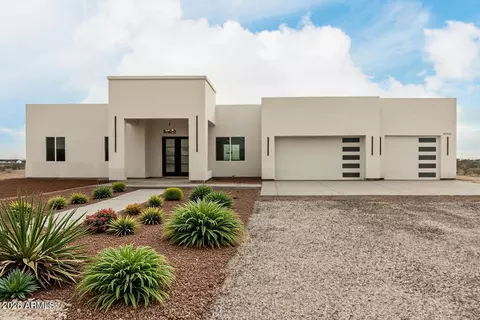 37911 W Rancho Dr, Tonopah, AZ 85354