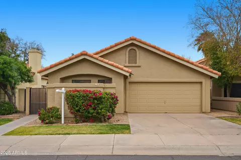 68 E Calle De Arcos --, Tempe, AZ 85284