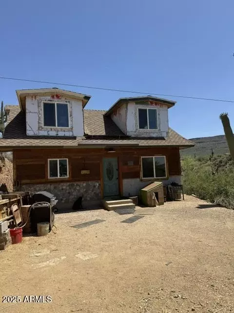 32050 S Lisa Dr, Black Canyon City, AZ 85324