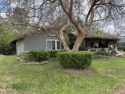 1461 E Mclellan Blvd, Phoenix, AZ 85014