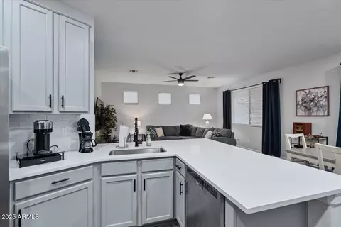 Kitchen - 1524 E Gary Way, Phoenix, AZ 85042 photo 4 of 4