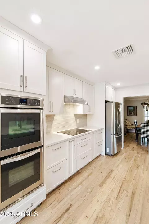 Kitchen - 1902 E Redfield Rd, Tempe, AZ 85283 photo 10 of 11
