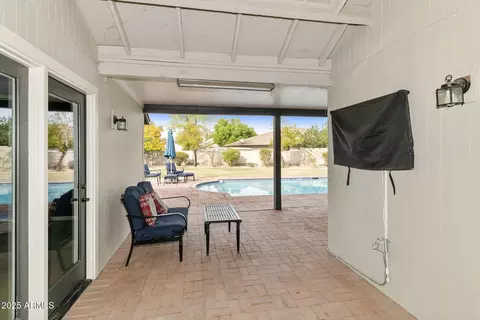 Exterior - 1902 E Redfield Rd, Tempe, AZ 85283 photo 3 of 10