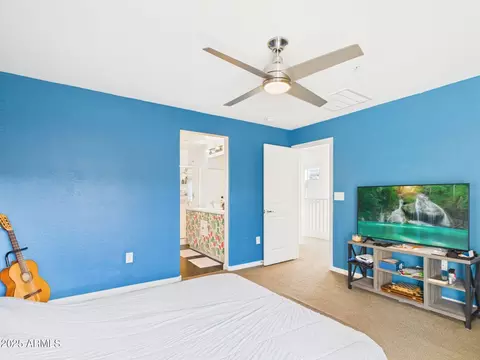 Bedroom - 2335 E Hidalgo Ave, Phoenix, AZ 85040 photo 2 of 5