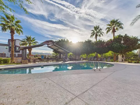 Exterior - 2335 E Hidalgo Ave, Phoenix, AZ 85040 photo 5 of 6