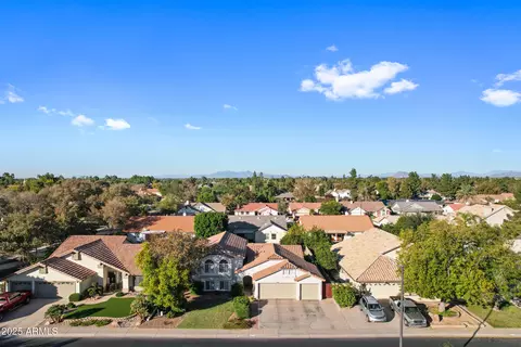 View/Area - 844 E San Remo Ave, Gilbert, AZ 85234 photo 2 of 14