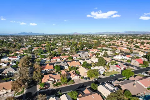 View/Area - 844 E San Remo Ave, Gilbert, AZ 85234 photo 4 of 14