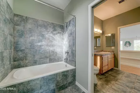 Bath - 132 E Kaniksu St, Apache Junction, AZ 85119 photo 4 of 4