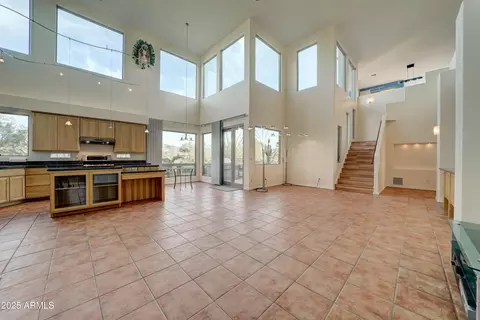 Living - 132 E Kaniksu St, Apache Junction, AZ 85119 photo 1 of 9