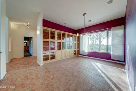 Living - 132 E Kaniksu St, Apache Junction, AZ 85119 photo 3 of 9