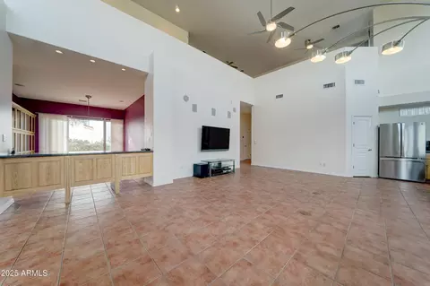 Living - 132 E Kaniksu St, Apache Junction, AZ 85119 photo 2 of 9