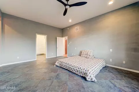 Bedroom - 132 E Kaniksu St, Apache Junction, AZ 85119 photo 1 of 3
