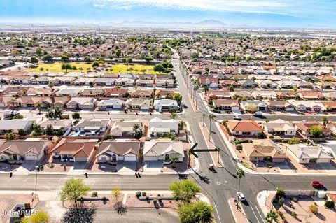 View/Area - 8009 E Natal Ave, Mesa, AZ 85209 photo 5 of 6
