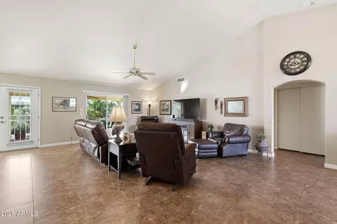 Living - 8009 E Natal Ave, Mesa, AZ 85209 photo 1 of 2