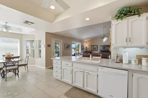 Kitchen - 8009 E Natal Ave, Mesa, AZ 85209 photo 3 of 4
