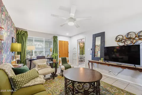 Living - 2343 Earll Dr, Phoenix, AZ 85016 photo 5 of 5