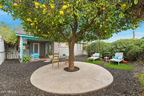 Exterior - 2343 Earll Dr, Phoenix, AZ 85016 photo 7 of 13