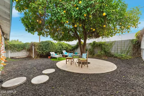 Exterior - 2343 Earll Dr, Phoenix, AZ 85016 photo 6 of 13