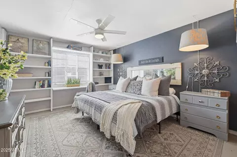 Bedroom - 2343 Earll Dr, Phoenix, AZ 85016 photo 7 of 8