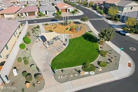 View/Area - 782 E Betsy Ln, Gilbert, AZ 85296 photo 2 of 2