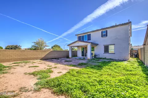 Exterior - 782 E Betsy Ln, Gilbert, AZ 85296 photo 4 of 6