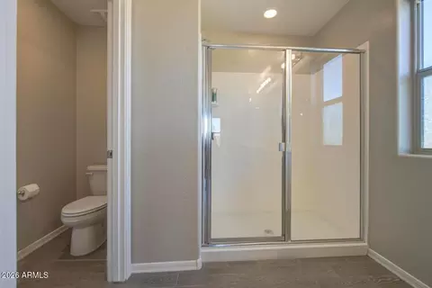 Bath - 782 E Betsy Ln, Gilbert, AZ 85296 photo 6 of 7