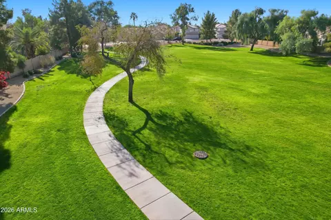 View/Area - 782 E Betsy Ln, Gilbert, AZ 85296 photo 1 of 2