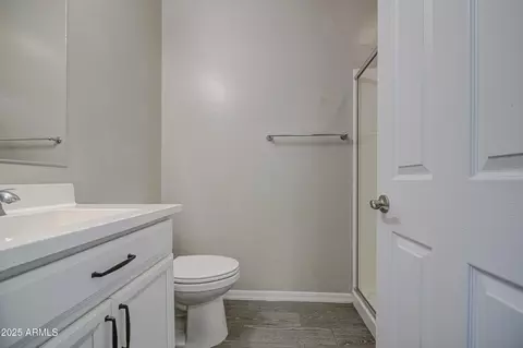 Bath - 782 E Betsy Ln, Gilbert, AZ 85296 photo 1 of 7