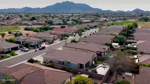 View/Area - 6816 S Pinehurst Dr, Gilbert, AZ 85298 photo 2 of 4