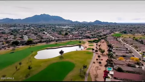 View/Area - 6816 S Pinehurst Dr, Gilbert, AZ 85298 photo 3 of 4