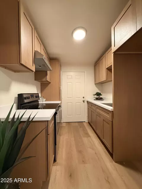 237 S 7th St, Avondale, AZ 85323