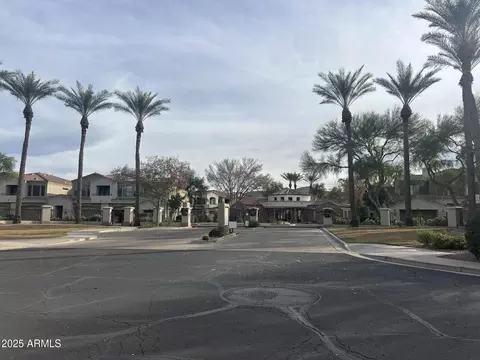 Exterior - 3131 E Legacy Dr #1002, Phoenix, AZ 85042 photo 5 of 7