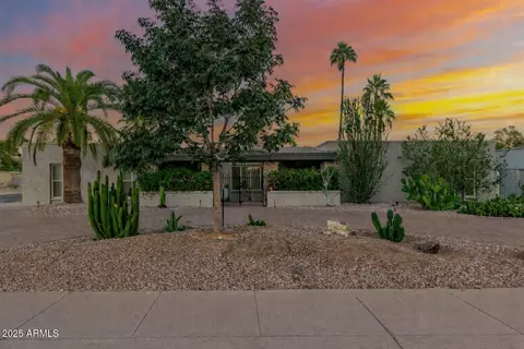 14609 N Interlacken Dr, Phoenix, AZ 85022