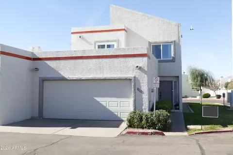 9238 N 47th Dr N, Glendale, AZ 85302