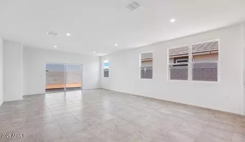 1574 N Comiskey Dr, Florence, AZ 85132 photo 6