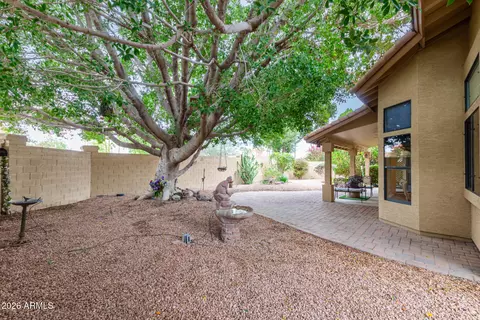 Exterior - 920 W Iris Dr, Gilbert, AZ 85233 photo 3 of 8