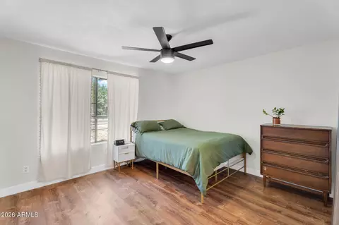 Bedroom - 1639 E Aire Libre Ave, Phoenix, AZ 85022 photo 2 of 2