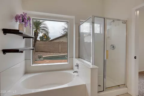 Bath - 670 E Kyle Dr, Gilbert, AZ 85296 photo 1 of 2