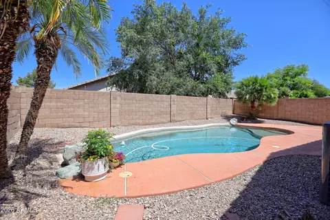 Exterior - 670 E Kyle Dr, Gilbert, AZ 85296 photo 2 of 7