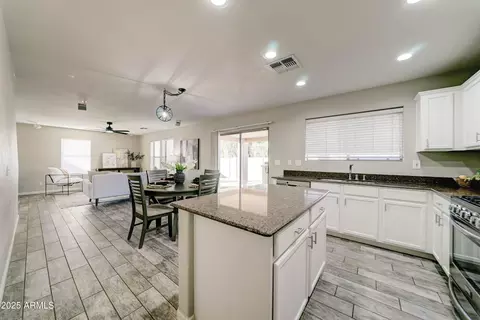 8530 E Kiva Ave, Mesa, AZ 85209 photo 12