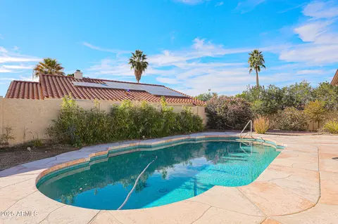 Exterior - 2101 E Redfield Rd, Phoenix, AZ 85022 photo 4 of 10