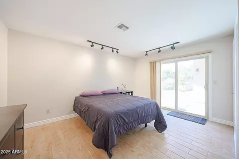 Bedroom - 2101 E Redfield Rd, Phoenix, AZ 85022 photo 1 of 9