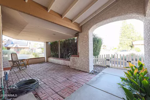 Exterior - 2101 E Redfield Rd, Phoenix, AZ 85022 photo 1 of 10