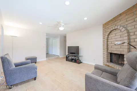 Living - 2101 E Redfield Rd, Phoenix, AZ 85022 photo 6 of 6