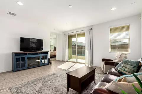 Living - 2953 E Mohave Ln, Apache Junction, AZ 85119 photo 1 of 1