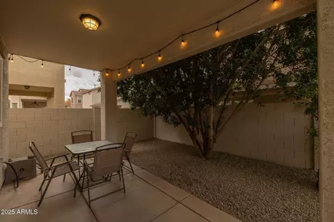 Exterior - 1444 S Longspur Ln, Gilbert, AZ 85296 photo 5 of 5