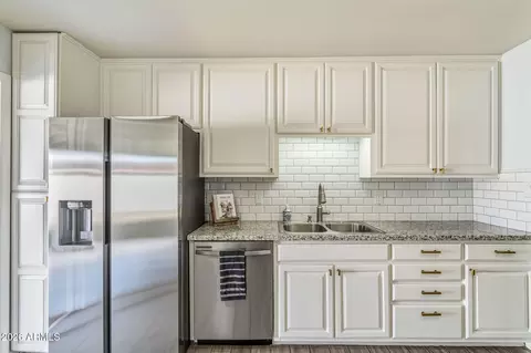 Kitchen - 3802 W Cavalier Dr, Phoenix, AZ 85019 photo 3 of 5